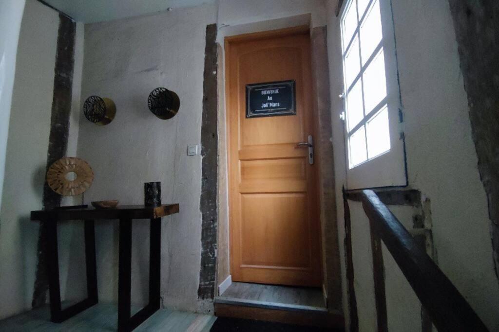 Le Joli'Mans, Appartement Refait A Neuf, Entierement Equipe, Pour 2 Personnes, Proche Quartier Historique Et Centre Le Mans Exterior photo